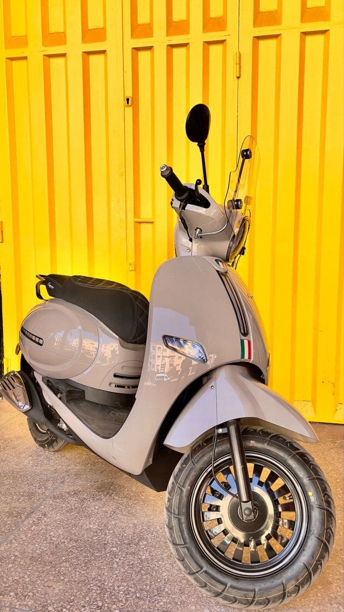 Cappuccino S — Scooter rétro 125cc, confortable et économique